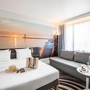 Standard Zimmer mit Kingsize-Bett